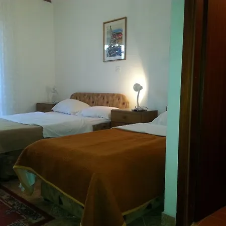 Tea Hotel