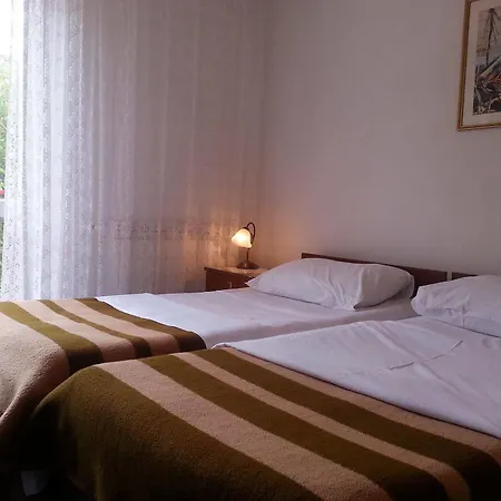 Tea Hotel